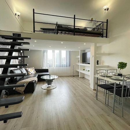 Manyi Apartman 2 Debrecen Esterno foto