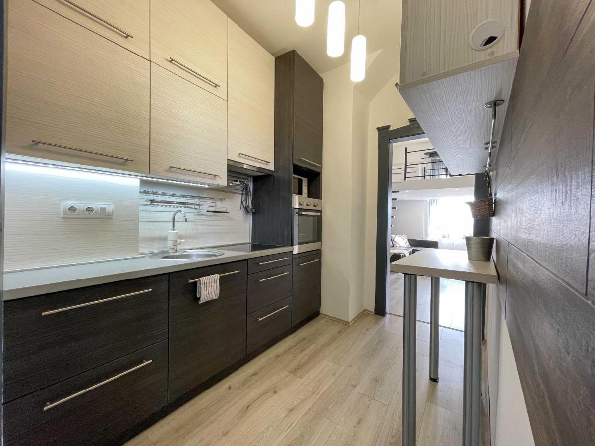 Manyi Apartman 2 Debrecen Esterno foto